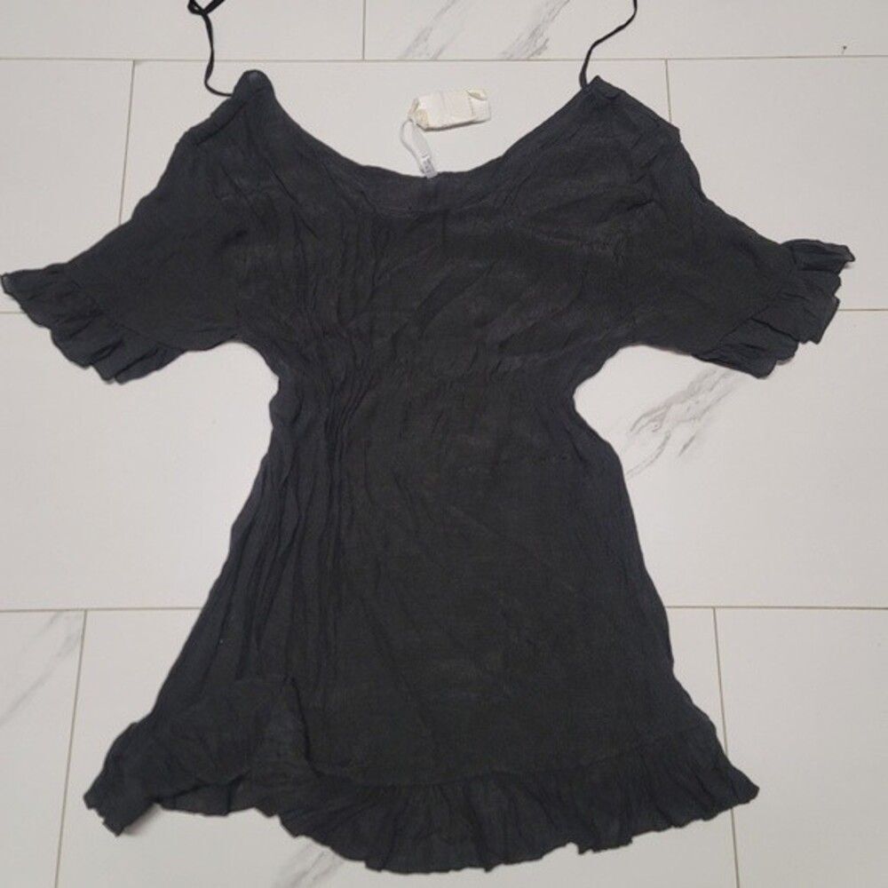 NWT - womens black thin ekouaer pool cover